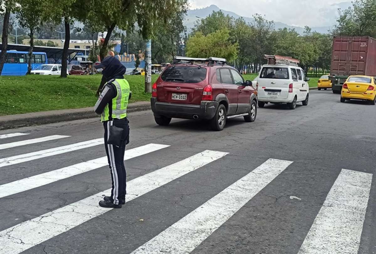 Municipio de Quito analiza subir la restricción de pico y placa a cuatro dígitos