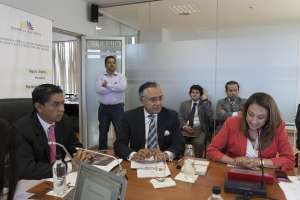 El secretario jur&iacute;dico Alexis Mera y la asamble&iacute;sta Soledad Buend&iacute;a expusieron su punto de vista en la Comisi&oacute;n de Justicia. Foto: John Guevara / EL TEL&Eacute;GRAFO