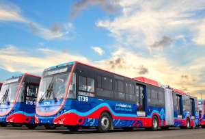 Pabel Muñoz bajo la lupa por proceso de los trolebuses eléctricos, según Contraloría