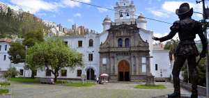 El santuario, que combina una serie de estilos arquitect&oacute;nicos, es considerado la primera edificaci&oacute;n dedicada a la figura de la virgen del Ecuador.