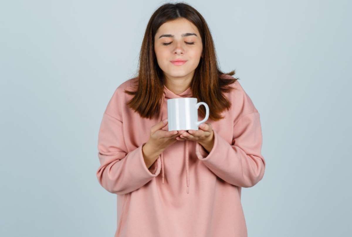 El verdadero t&eacute; proviene de la planta Camellia sinensis, de la cual se obtienen variedades como el t&eacute; verde, negro, blanco y oolong.