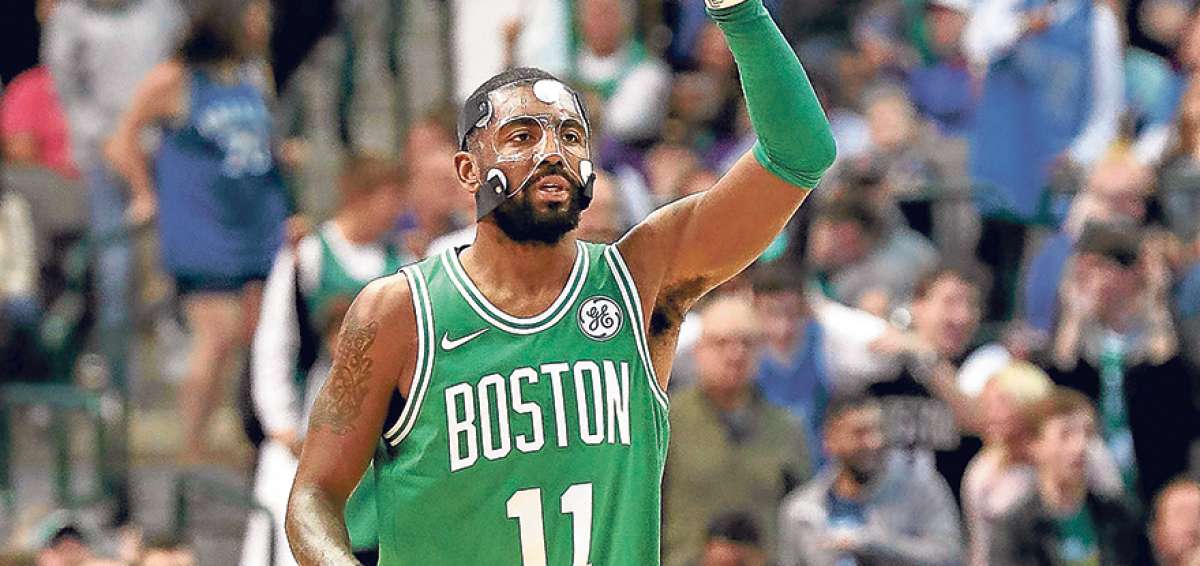 &rarr;Kyrie Irving fue el m&aacute;s destacado en la victoria de su equipo, que logr&oacute; el triunfo consecutivo n&uacute;mero 16 y se acercan al r&eacute;cord que es de 19 seguidos.