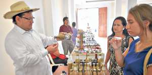 El estilo de los artesanos es diverso en todo Manab&iacute;. Cada localidad guarda su personalidad. Foto: Rodolfo P&aacute;rraga / El Tel&eacute;grafo