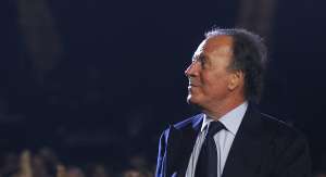 Julio Iglesias present&oacute; nuevo tema despu&eacute;s de 12 a&ntilde;os