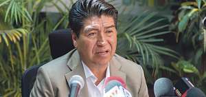 Jorge Yunda apuesta por dar golpes de efecto utilizando los medios