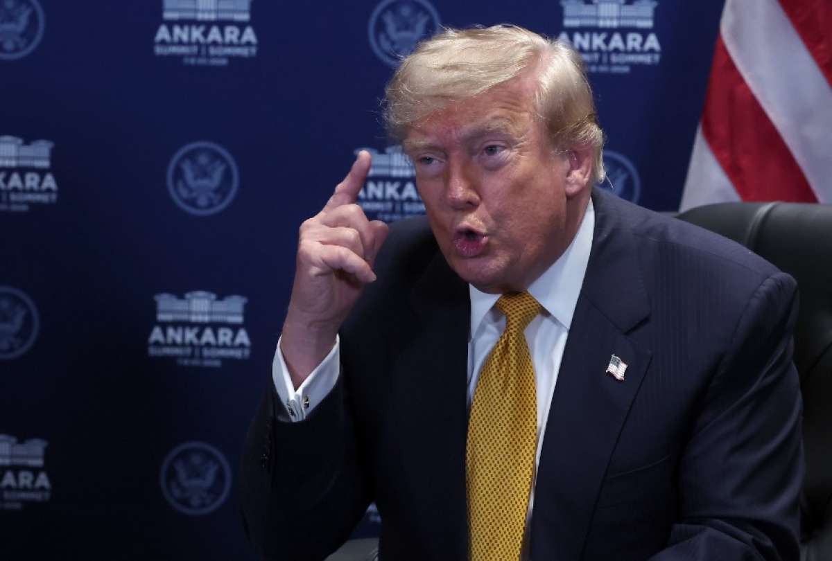 El presidente de Estados Unidos, Donald Trump, habla durante una reuni&oacute;n con el secretario general de la OTAN, Mark Rutte.
