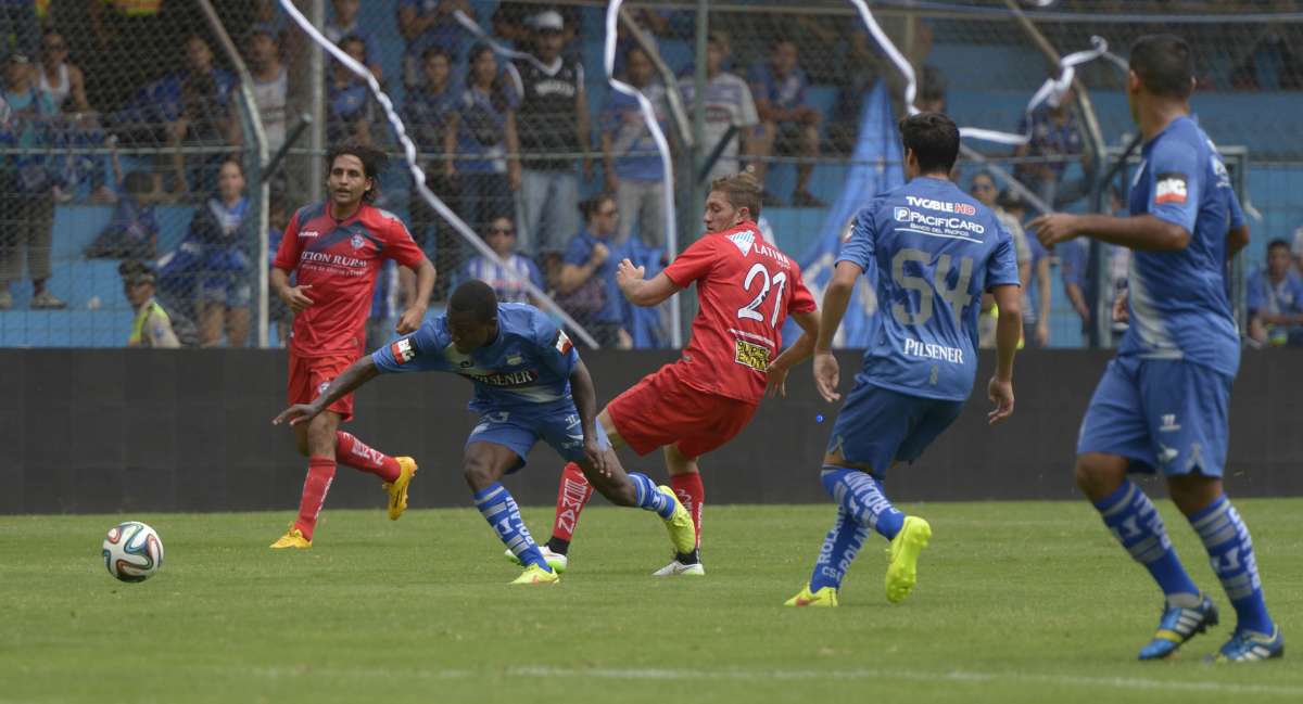 Los azules defender&aacute;n el t&iacute;tulo conseguido en 2013 ante Barcelona. Lylibeth Coloma / El Tel&eacute;grafo