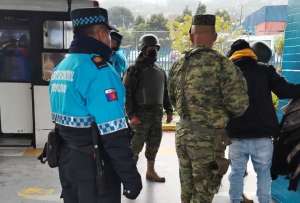 Los operativos se realizan en las estaciones, como la del Trolebús, para garantizar la seguridad de los pasajeros. 