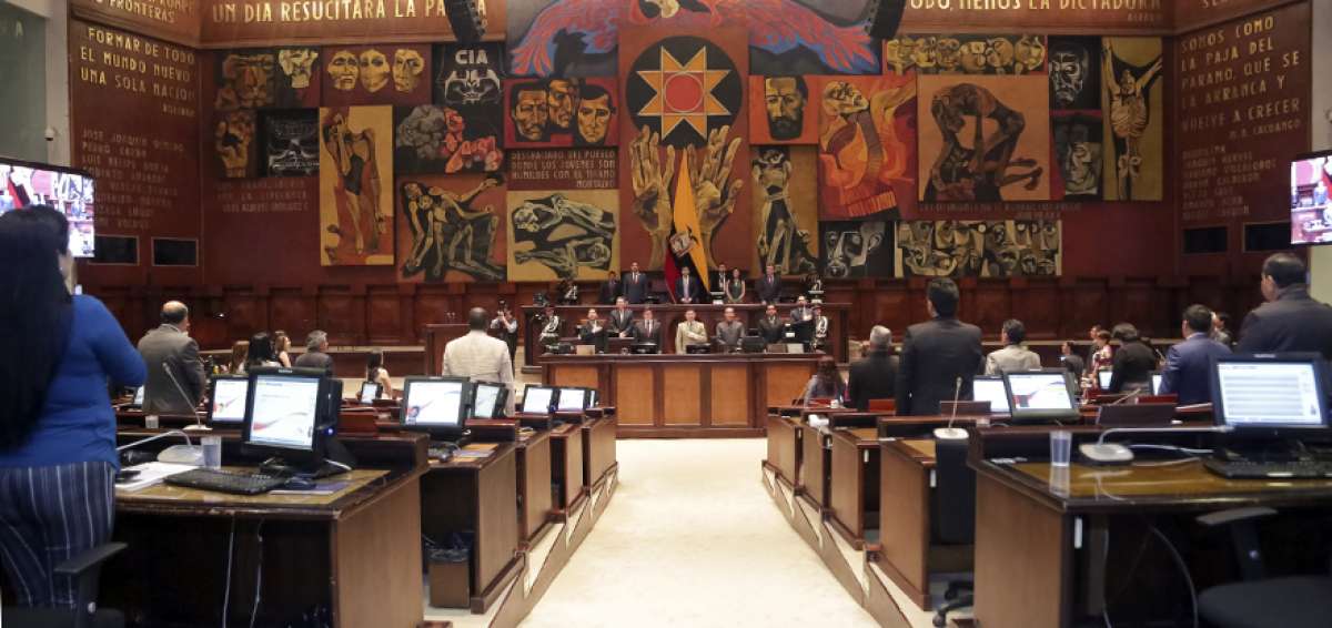 Estaba previsto que el pleno de la Asamblea someta a votaci&oacute;n el Proyecto de C&oacute;digo de Salud, pero no hubo acuerdos.