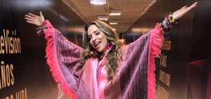 La artista ecuatoriana ha tenido una destacada participaci&oacute;n y apoyo del p&uacute;blico en Chile con su canci&oacute;n &lsquo;La corriente&rsquo;, de ritmo urbano fusi&oacute;n.
