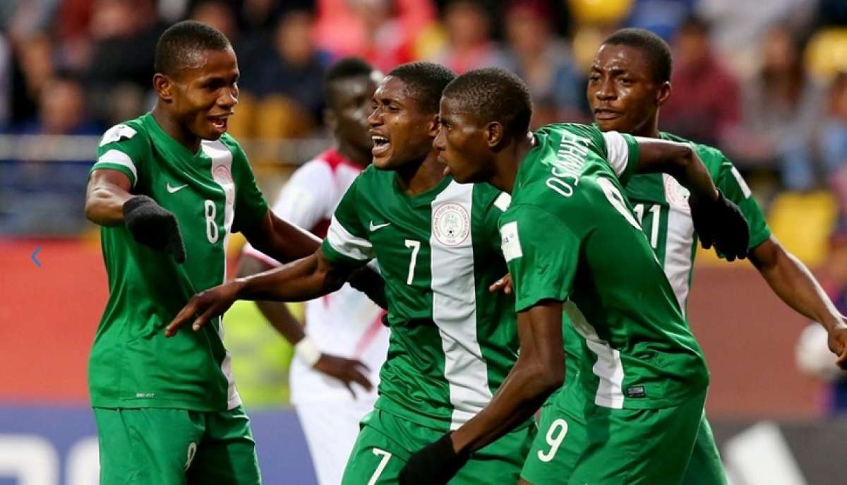 Los nigerianos celebran la conquista de su quinto t&iacute;tulo mundial de la categor&iacute;a. Foto: FIFA.com