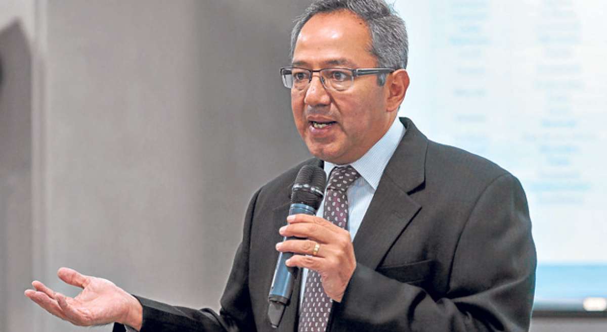 El ministro de Educaci&oacute;n, Augusto Espinosa, encabezar&aacute; la jornada denominada &ldquo;Di&aacute;logo Nacional Somos Ecuador: Pa&iacute;s justo y equitativo&rdquo;. Foto: Archivo / El Tel&eacute;grafo