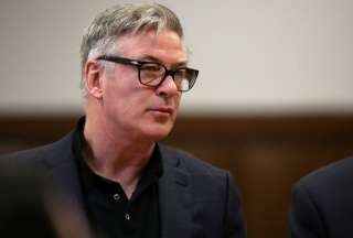 Alec Baldwin demanda a parte del equipo de &#039;Rust&#039; por la muerte accidental de su directora de fotografía