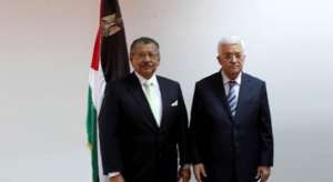 Embajador de Ecuador present&oacute; cartas credenciales al presidente palestino