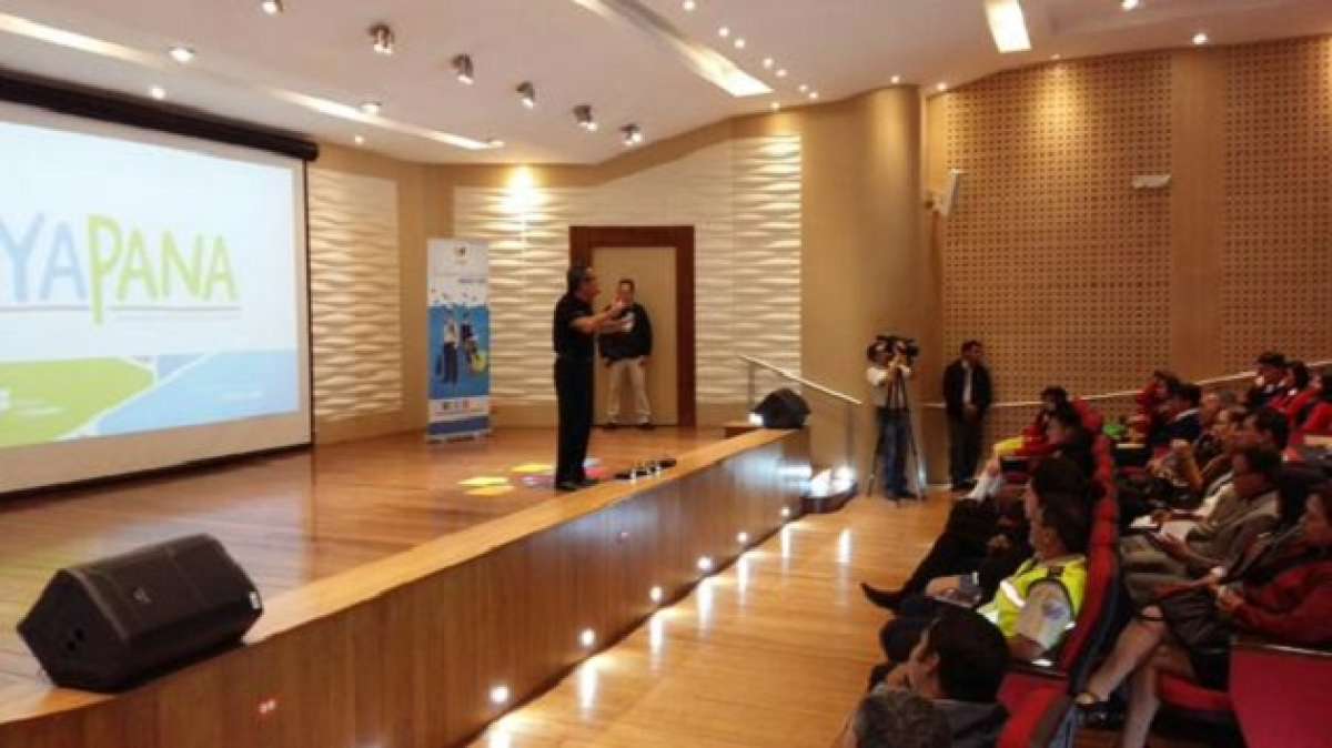 Yapana es un nuevo proyecto impulsado por el Ministerio de Educaci&oacute;n para los estudiantes de bachillerato. Foto: Twitter Educaci&oacute;n.