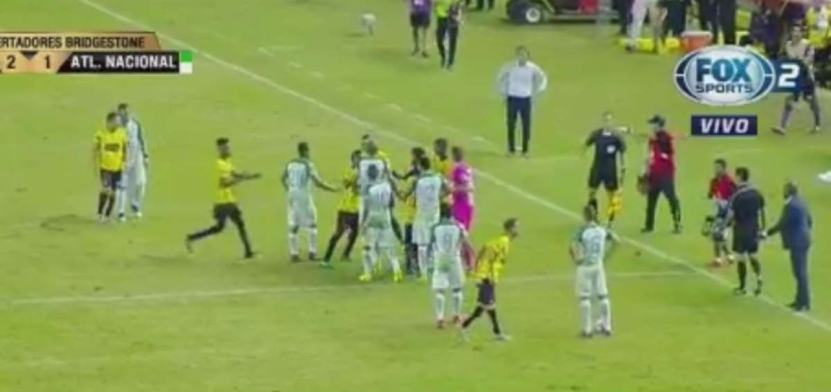 Dami&aacute;n D&iacute;az podr&iacute;a ser suspendido 6 fechas en Copa Libertadores