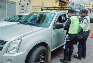 Agentes de tránsito prevén realizar operativos de control en Quito. 