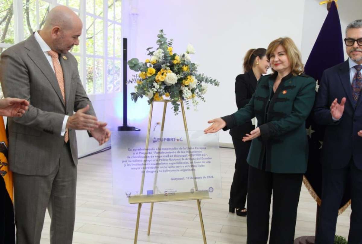 El ministro de Defensa Nacional Gian Carlo Loffredo, estuvo en la inauguraci&oacute;n