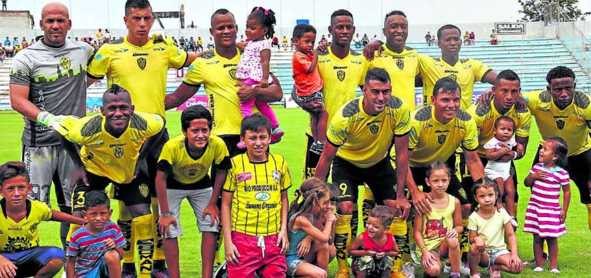El plantel de Fuerza Amarilla empat&oacute; el pasado viernes a Clan Juvenil. Existe gran expectativa por el rol que pueda desempe&ntilde;ar en el torneo internacional.
