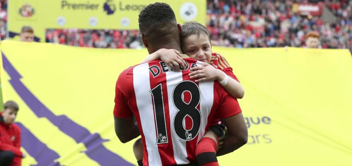 Muere Bradley Lowery, el ni&ntilde;o hincha de Sunderland enfermo de c&aacute;ncer