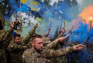 El conflicto continúa sin una solución clara, mientras Rusia avanza en el este y Ucrania resiste con apoyo internacional. EE.UU.