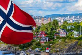 Noruega vive en este momento un escenario de escasez de empleados en sectores clave como tecnología, salud e ingeniería. Así puedes postular