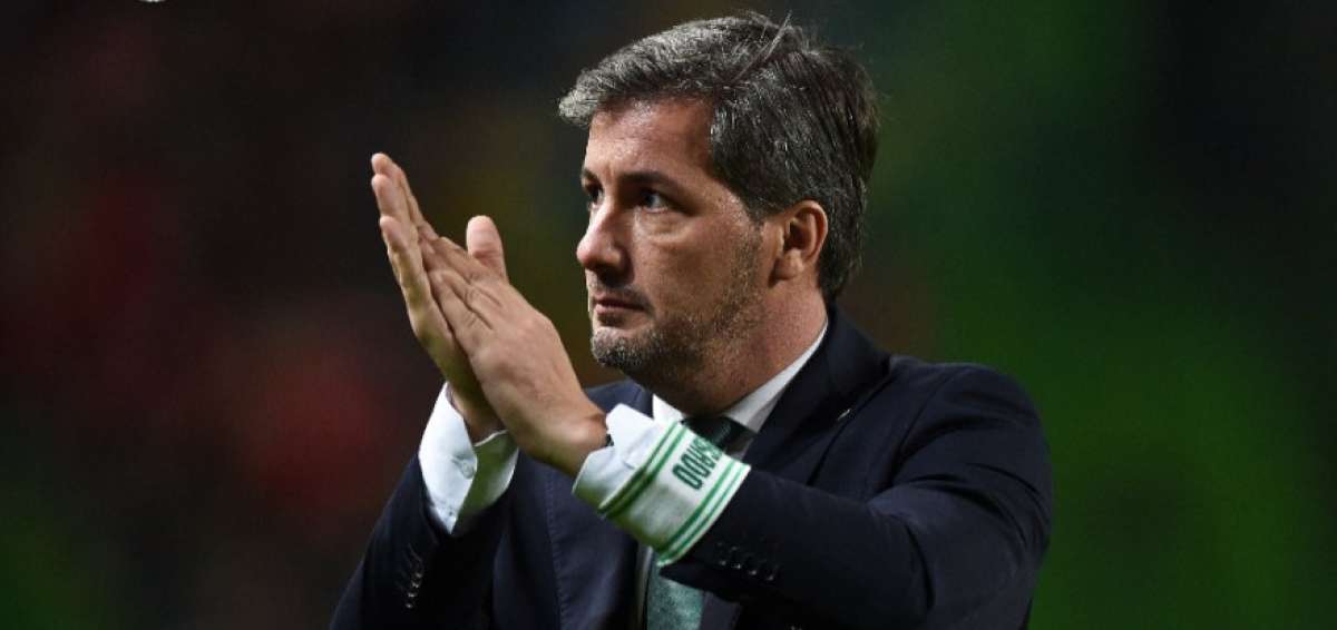 Suspenden 6 meses al presidente del Sporting de Portugal por escupir a un rival