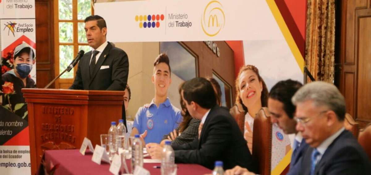 Multinacional emplear&aacute; a 100 j&oacute;venes