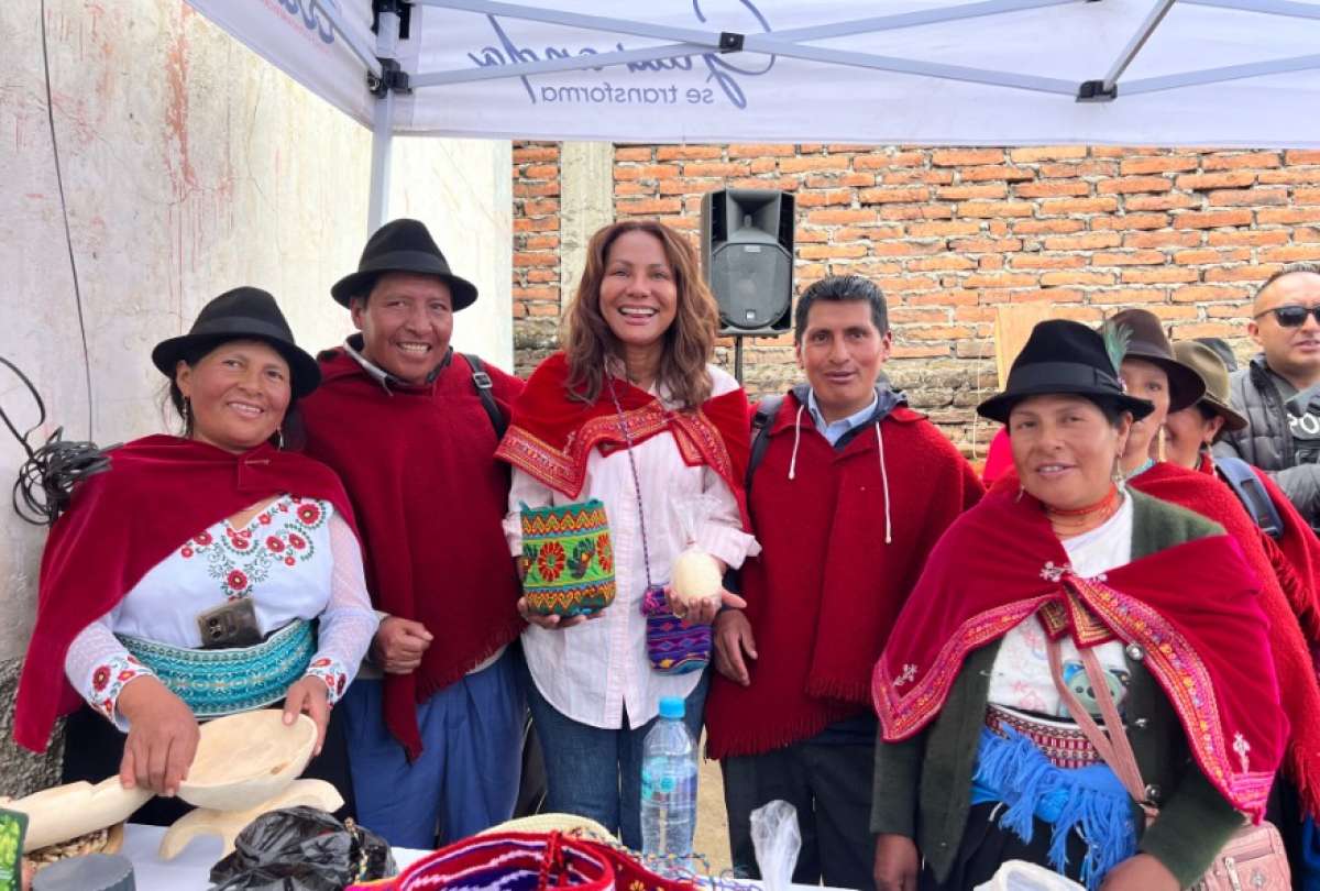 Gobierno entrega financiamiento de USD 350.000 para impulsar subproyecto productivo en comunidad Waranka