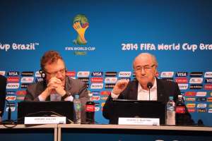Jerome Valcke y Joseph Blatter quedaron satisfechos con la calidad del Mundial Brasil 2014. Foto: Archivo