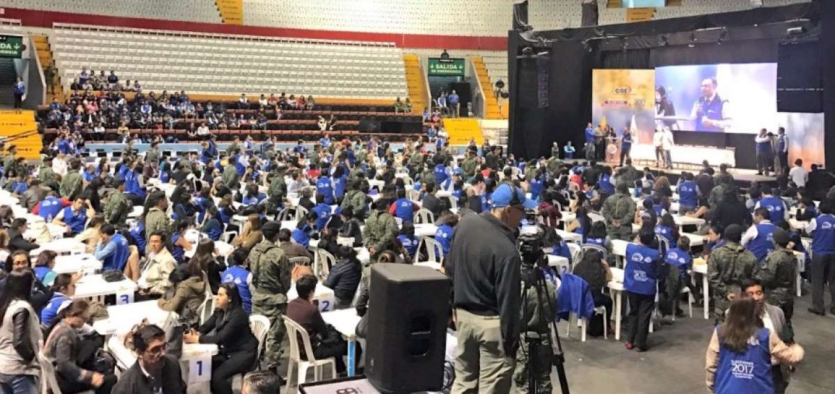 En coliseo Rumi&ntilde;ahui se realiz&oacute; simulacro de recuento de votos de actas objetadas