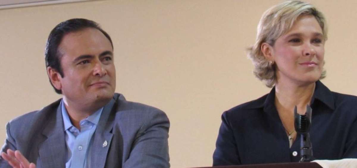 Pa&uacute;l Carrasco y Cynthia Viteri son los candidatos de La Unidad a la presidencia. 