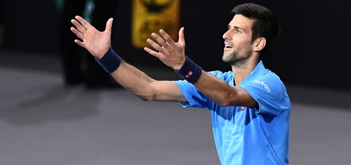 Djokovic y Murray avanzan a los cuartos en Par&iacute;s-Bercy