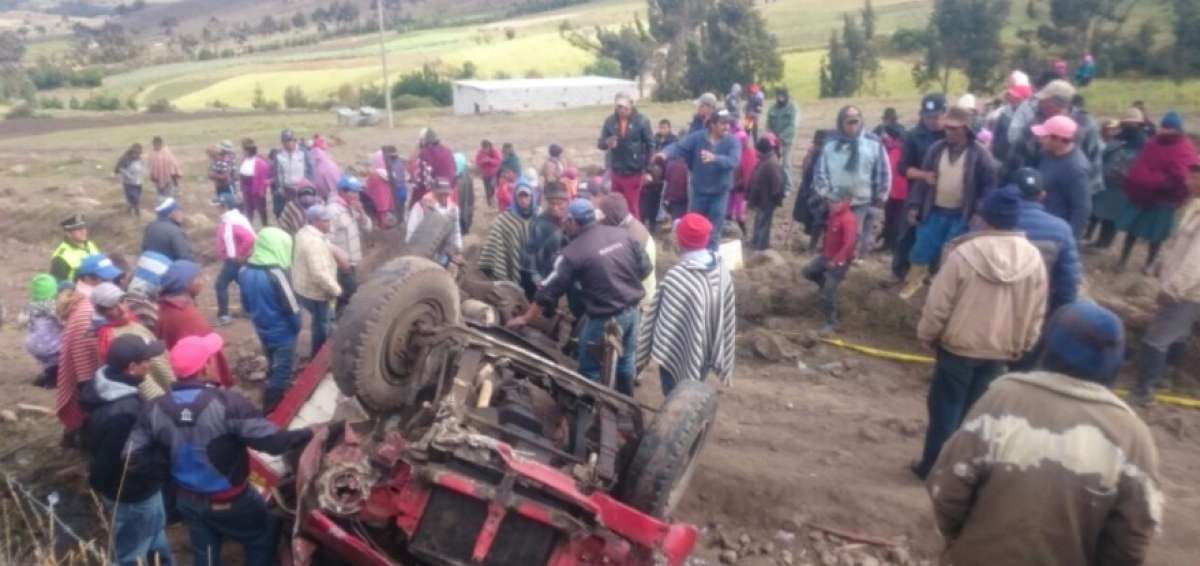 Una persona muere y 6 resultan heridas en un accidente en Cotopaxi