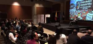 Ralph Murphine resolvi&oacute; dudas sobre estrategias y herramientas comunicacionales, de funcionarios municipales asistentes al taller de Comunicaci&oacute;n Pol&iacute;tica. 