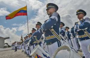Nuevas generaciones militares recuerdan a los h&eacute;roes del 24 de Mayo de 1822