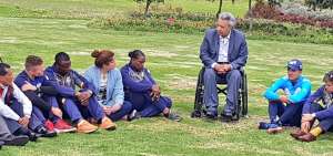 El presidente Len&iacute;n Moreno se reuni&oacute; este lunes 4 de junio con deportistas de alto rendimiento. 