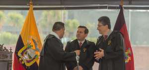 De izquierda a derecha, Iv&aacute;n Saquicela, Iv&aacute;n Le&oacute;n y Marco Rodr&iacute;guez, jueces integrantes del Tribunal que emitir&aacute; sentencia en el caso Sobornos 2012-2016.