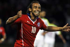 Jorge Valdivia es uno de los jugadores m&aacute;s veteranos de la selecci&oacute;n chilena. Foto: AFP