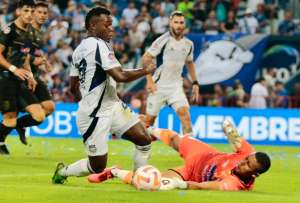 Emelec no pudo en su casa ante el Manta