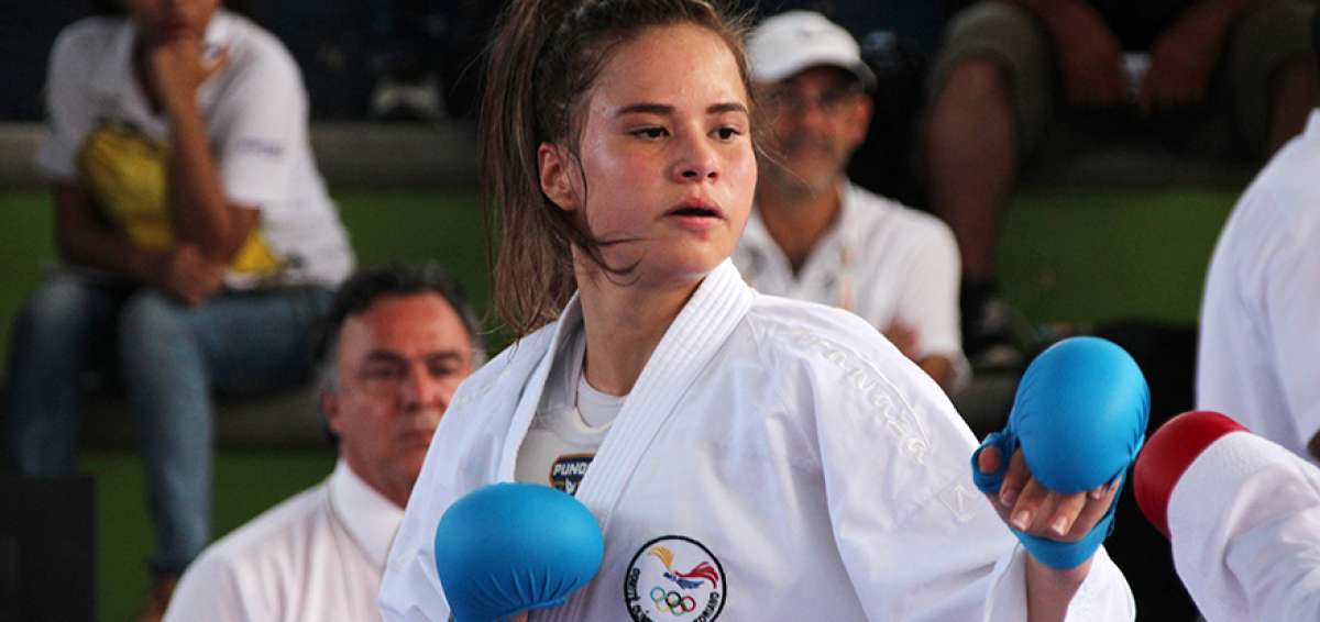 Valeria Echever qued&oacute; novena la semana pasada en el Open de Karate de Par&iacute;s.