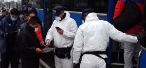 A diario se controlan las normas de bioseguridad y documentaci&oacute;n de los usuarios que utilizan el transporte habilitado para los sectores estrat&eacute;gicos.