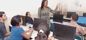 7 de cada 10 mujeres afro obtienen un cupo en la U.