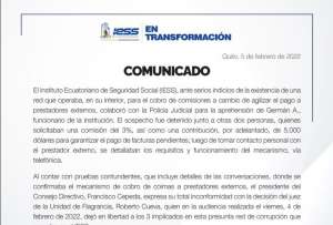 Moradores de un barrio del sur de Quito recibieron sus escrituras