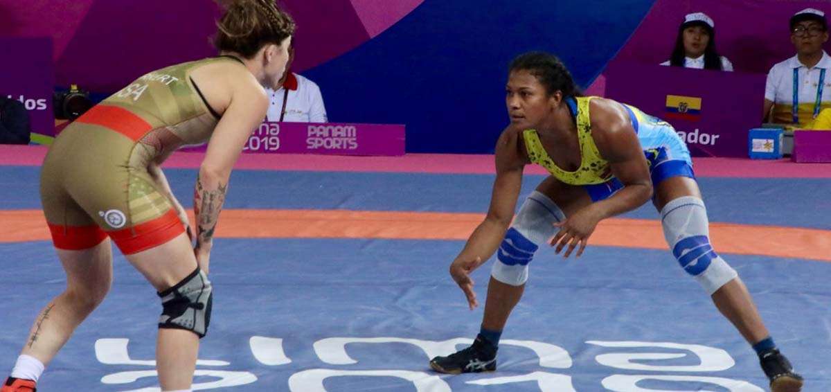 Lissette Antes, oro en lucha libre panamericana