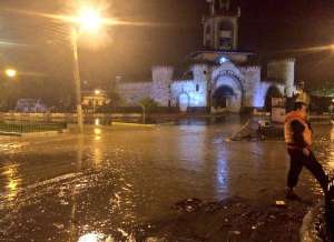 El ECU 911 registr&oacute; 800 llamadas de emergencia de distintos sectores de la ciudad de Loja. Foto: Twitter Secretar&iacute;a de Riesgos