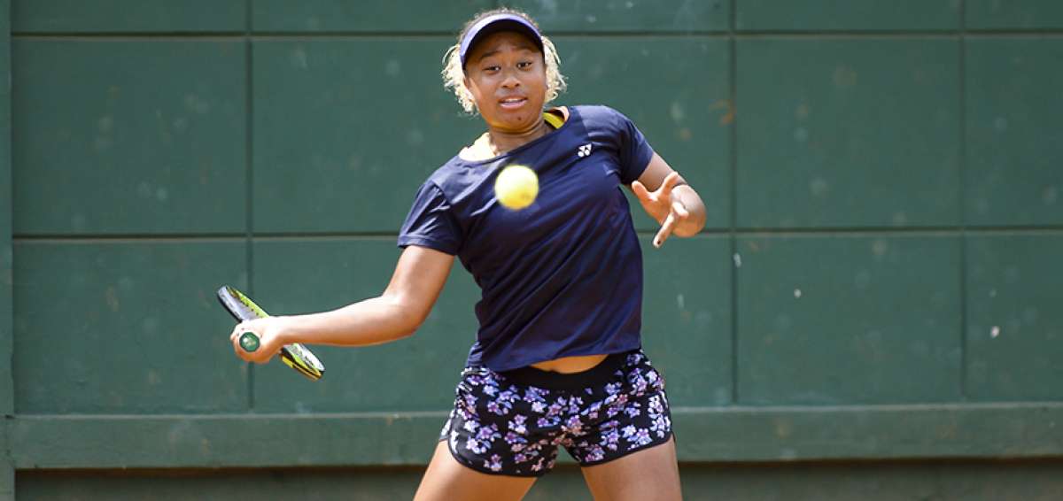 Mari Osaka cay&oacute; este viernes 16 de agosto de 2019 ante la rumana Gabriela Talaba en la cancha principal de las instalaciones del Guayaquil Tenis Club.