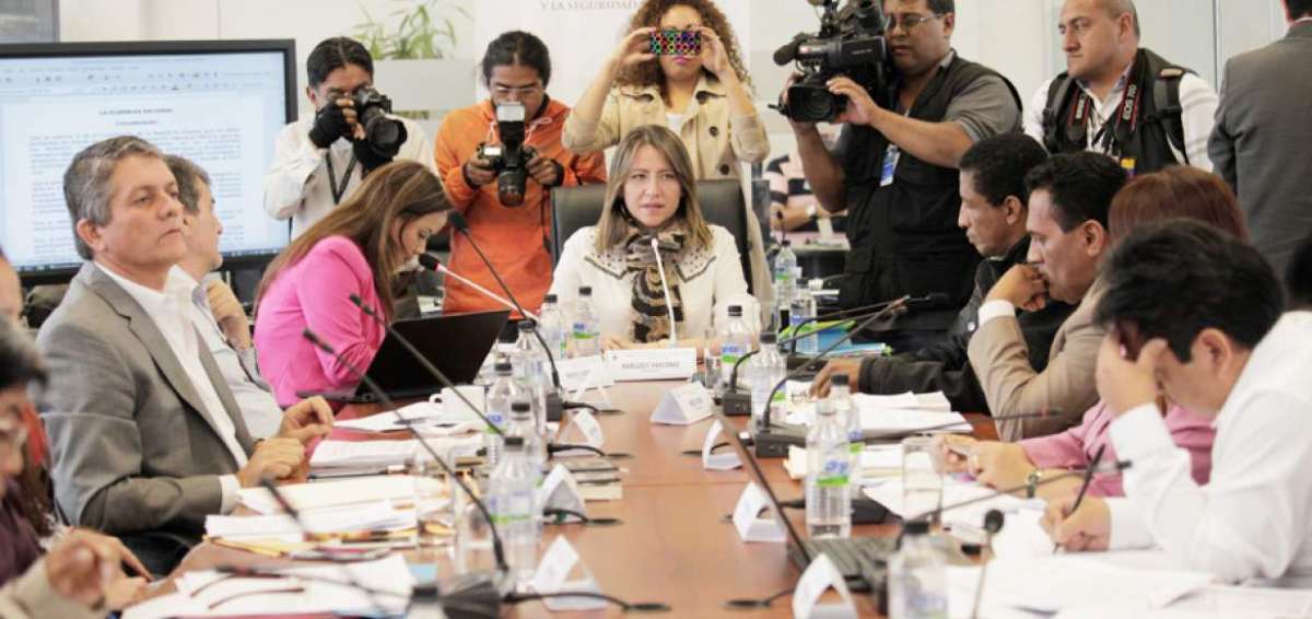 Durante tres d&iacute;as, la Comisi&oacute;n especializada recibi&oacute; los aportes de trabajadores, empresarios, jubilados, j&oacute;venes y funcionarios p&uacute;blicos.