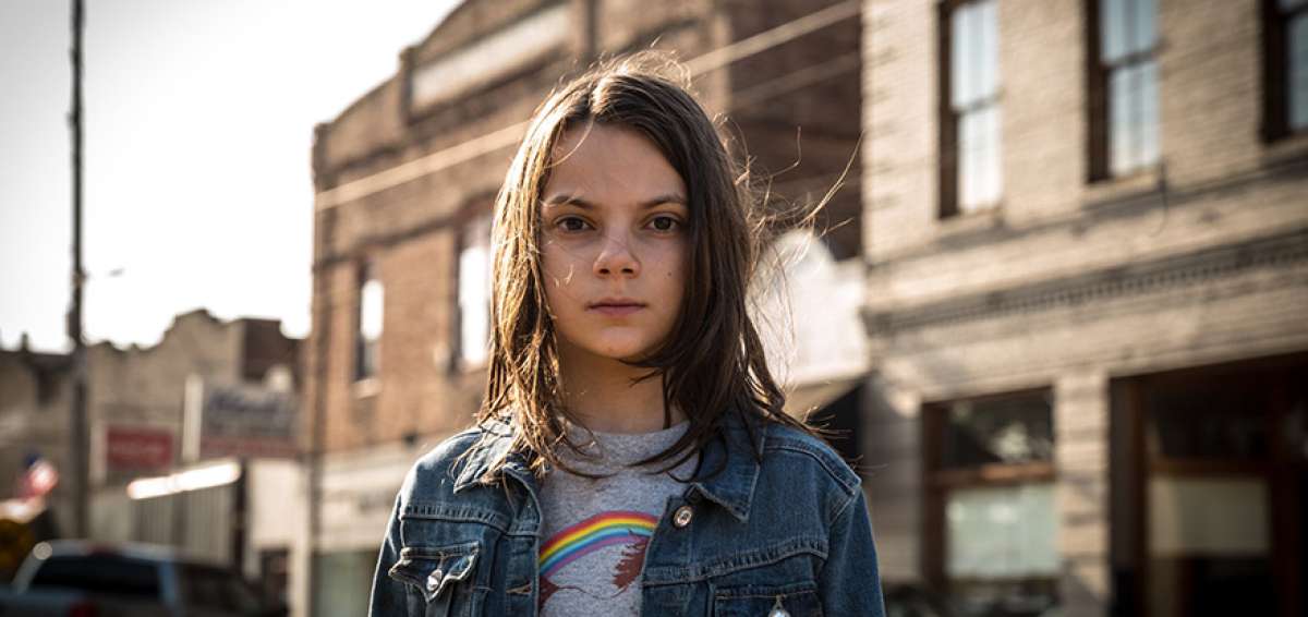 Dafne Keen es una actriz espa&ntilde;ola de origen ingl&eacute;s que coprotagoniz&oacute; Logan junto con Hugh Jackman.