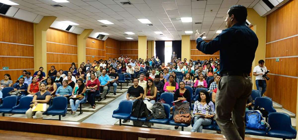 M&aacute;s de 100 personas est&aacute;n interesadas en iniciar emprendimientos y asistieron a capacitaci&oacute;n en el Municipio.